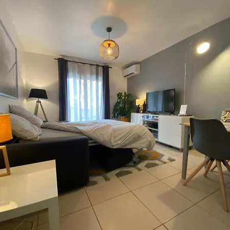 Toulonhost - Le Litardi - Superbe T2 - 2 Pas Des Plages - Clim - Fibre * Toulon